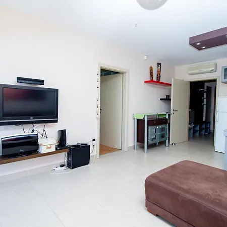 Lägenhet 945 - A Balatonoszoedi Hullam Uedueloparkban Panoramas Apartmanban Szallas *